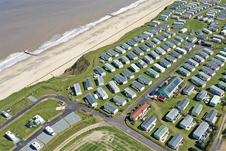 Sandy Gulls Caravan Park - Image 1 - UK Tourism Online