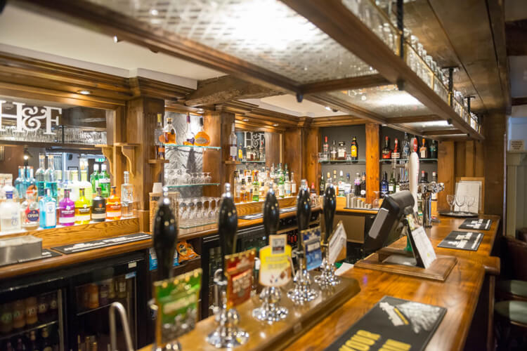 Horse & Farrier Inn - Image 4 - UK Tourism Online