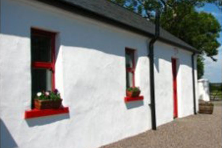 Lurgaboy Cottages - Image 1 - UK Tourism Online