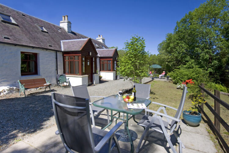 Halftown Cottages - Image 1 - UK Tourism Online