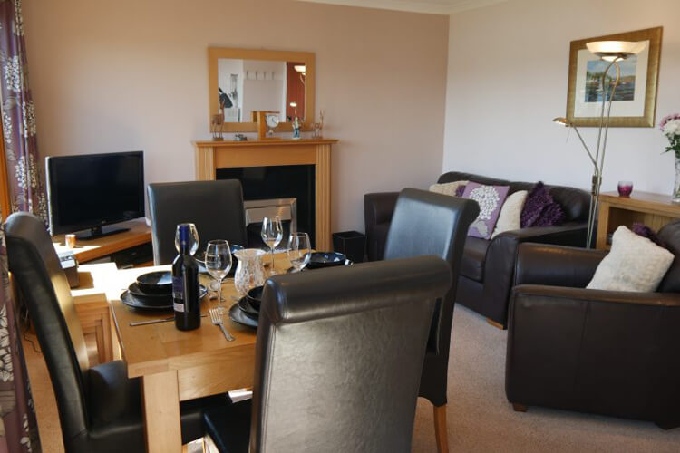 Caisteal Liath Chalets - Image 3 - UK Tourism Online