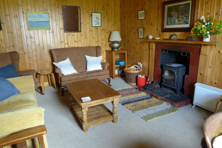 Glendrynoch Cottages - Image 2 - UK Tourism Online