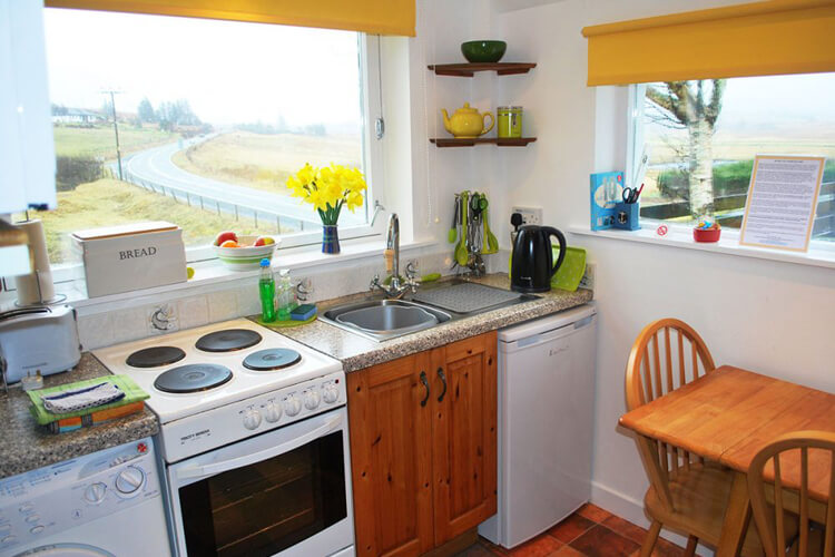 Crepigill Cottage - Image 3 - UK Tourism Online