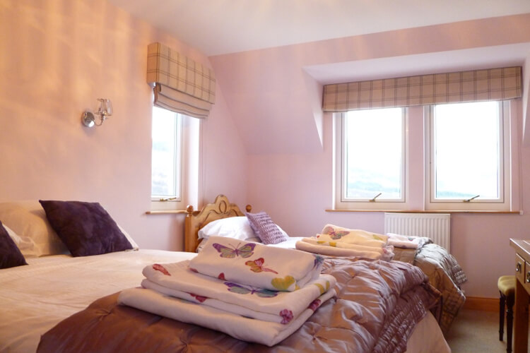 Skye Mountain Lodge Luxury B&B - Image 4 - UK Tourism Online