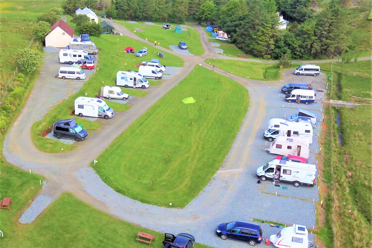 Staffin Caravan and Camp Site - Image 3 - UK Tourism Online