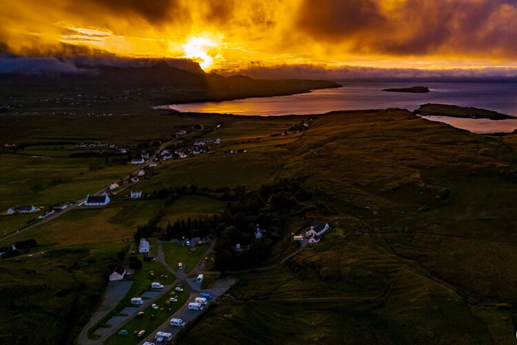 Staffin Caravan and Camp Site - Image 4 - UK Tourism Online