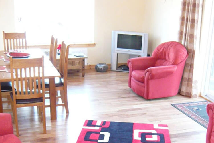 Tigh Beag Holiday Cottage - Image 4 - UK Tourism Online