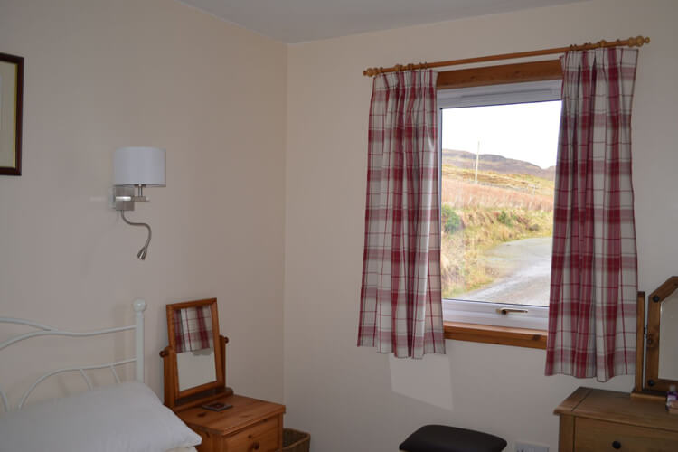 Torgorm Cottage - Image 1 - UK Tourism Online