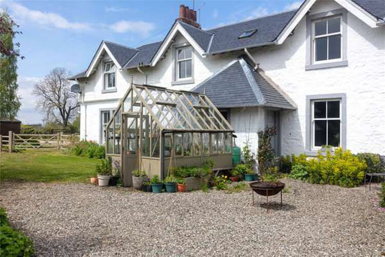 Fordhead Cottages - Image 1 - UK Tourism Online