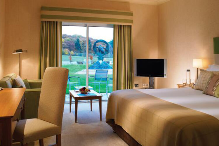 Donnington Valley Hotel - Image 2 - UK Tourism Online