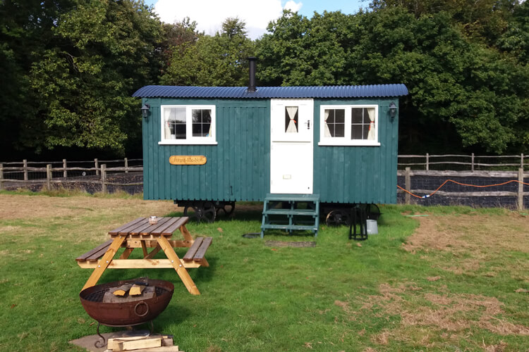 Bluecaps Farm Glamping - Image 1 - UK Tourism Online