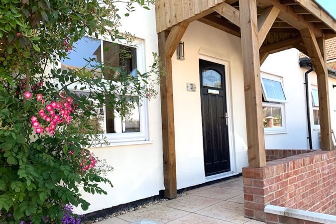 Apple Cottage & Rhubarb Cottage Thumbnail | Lyndhurst - Hampshire | UK Tourism Online