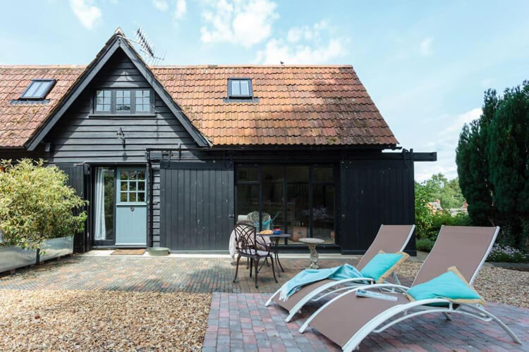 Luxury New Forest Barn - Image 1 - UK Tourism Online