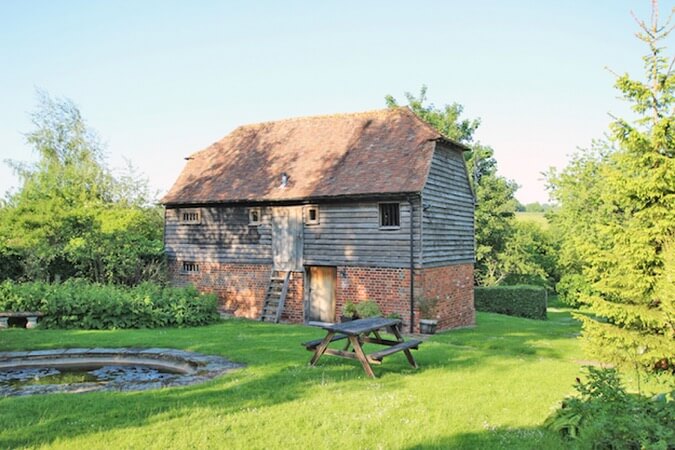 Farnley Little Barn Thumbnail | Canterbury - Kent | UK Tourism Online