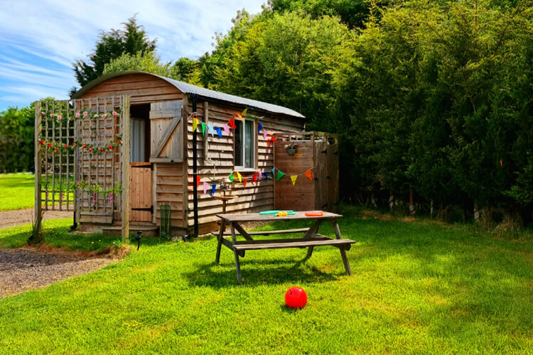 Wood View Farm Glamping - Image 2 - UK Tourism Online