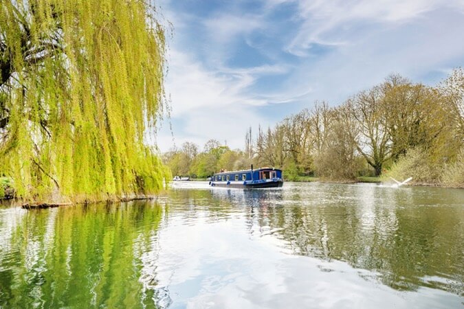 My River Cruising Thumbnail | Henley on Thames - Oxfordshire | UK Tourism Online