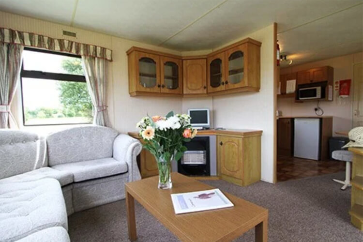 Perran Springs Holiday Park - Image 2 - UK Tourism Online