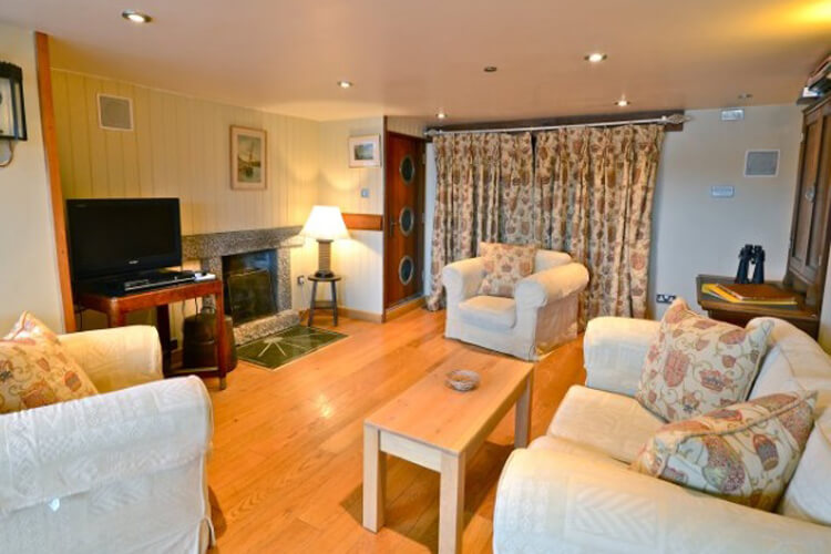 Polruan Dream Cottages - Image 1 - UK Tourism Online