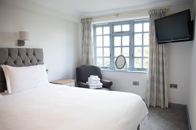 The Eagle House Hotel - Image 3 - UK Tourism Online