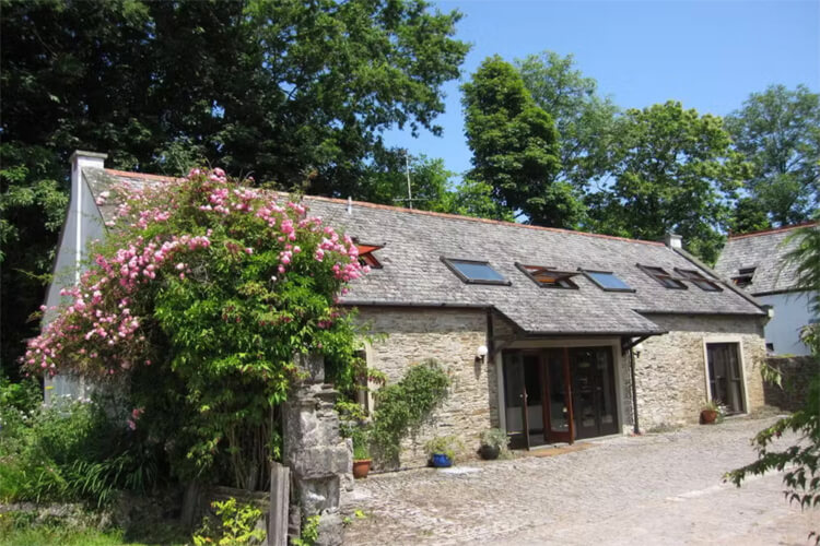 Annacombe Holiday Cottage - Image 1 - UK Tourism Online