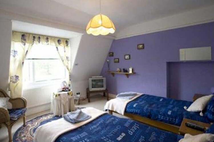 Barbican Reach Guest House - Image 4 - UK Tourism Online