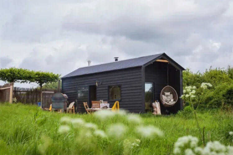 Farmstead Glamping - Image 1 - UK Tourism Online