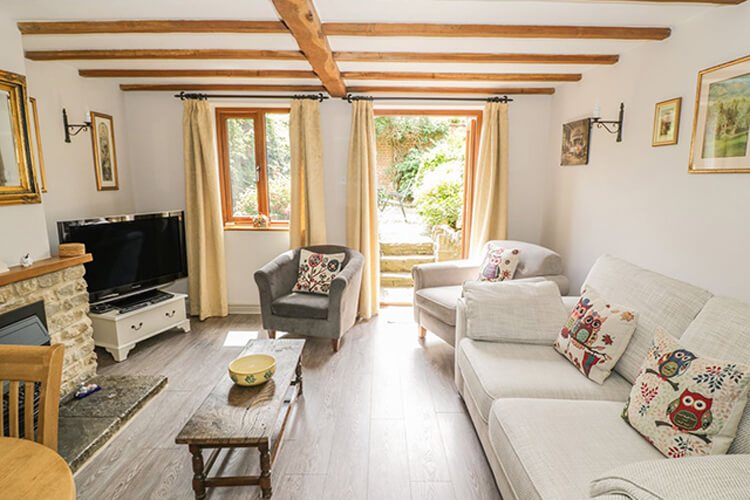 Manor Farm Cottage - Image 2 - UK Tourism Online