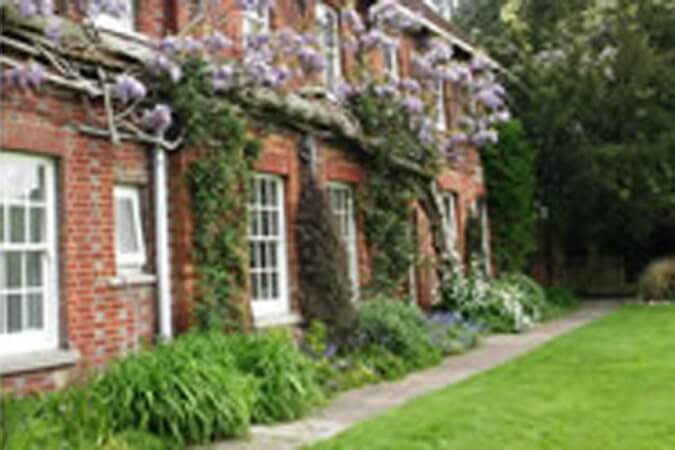 Bridge Farmhouse Thumbnail | Salisbury - Wiltshire | UK Tourism Online