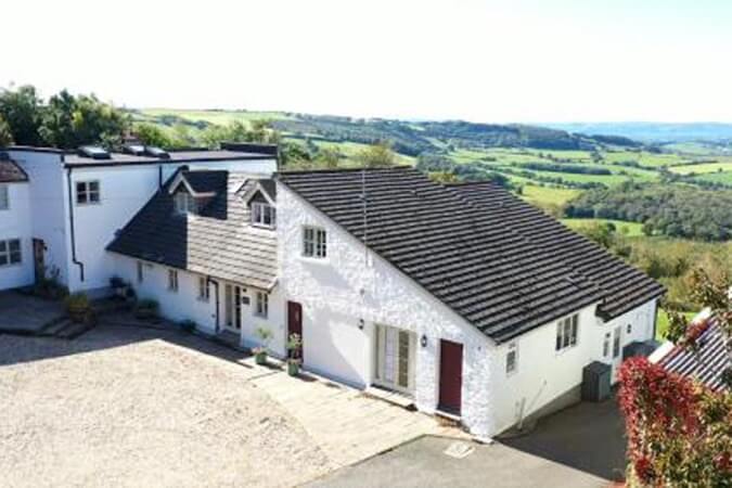 Carpenters Cottages Thumbnail | Chepstow - Cardiff and South East Wales | UK Tourism Online