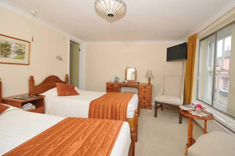 Cartref Hotel - Image 1 - UK Tourism Online