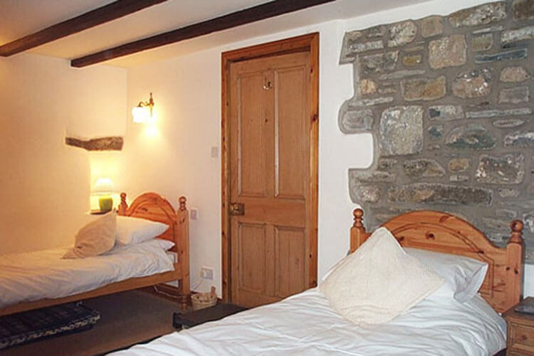 Ty Tatws Holiday Cottage - Image 2 - UK Tourism Online