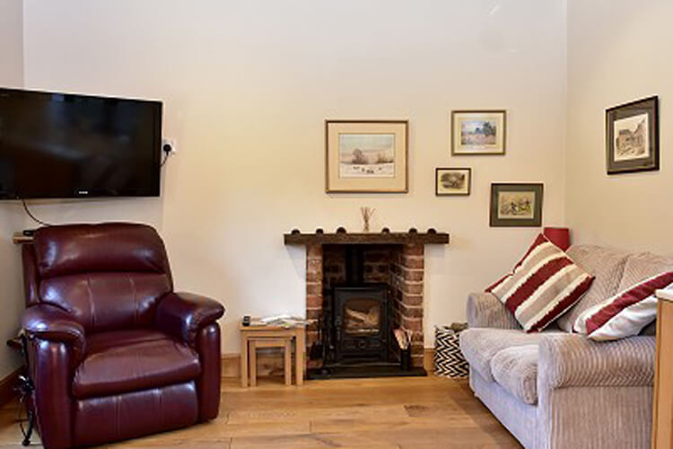 Cheese Room Cottage - Image 3 - UK Tourism Online