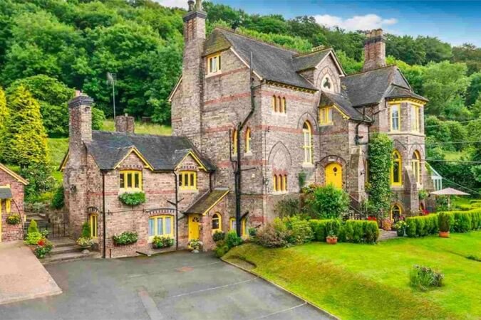 Coalbrookdale Villa Guest House Thumbnail | Ironbridge - Shropshire | UK Tourism Online