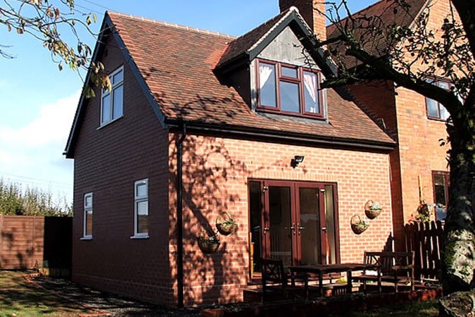 Establishment Photo of The Little Red House - UK Tourism Online