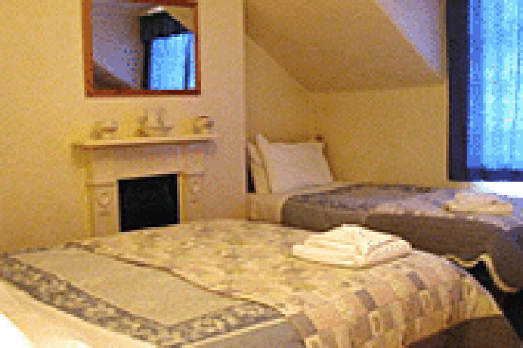 Bewdley Hill House Bed & Breakfast slide 3