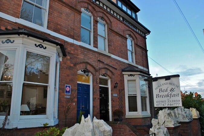 Establishment Photo of Holland House Bed & Breakfast - UK Tourism Online