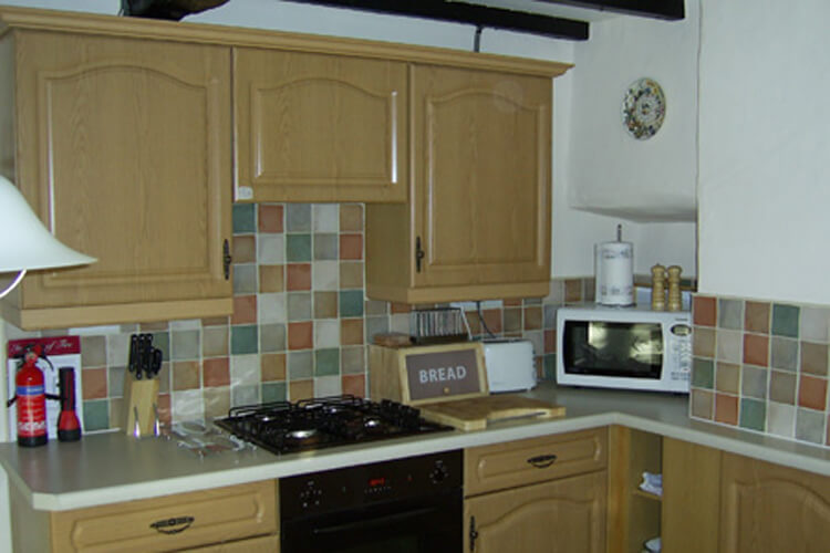 Pat's Cottage - Image 2 - UK Tourism Online