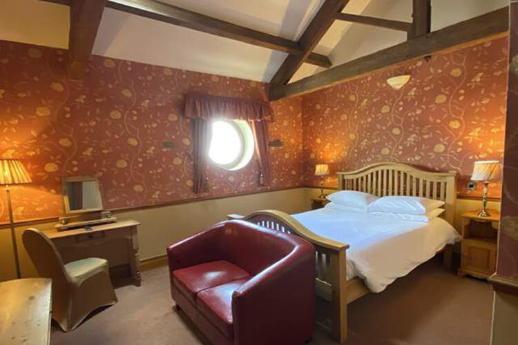 The Dog and Partridge Country Inn - Image 3 - UK Tourism Online