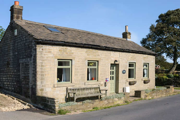 The Old School House - Image 1 - UK Tourism Online